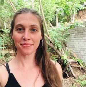 Meet your Posher, Claire